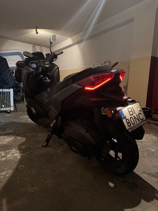 XMAX 2023 como nova