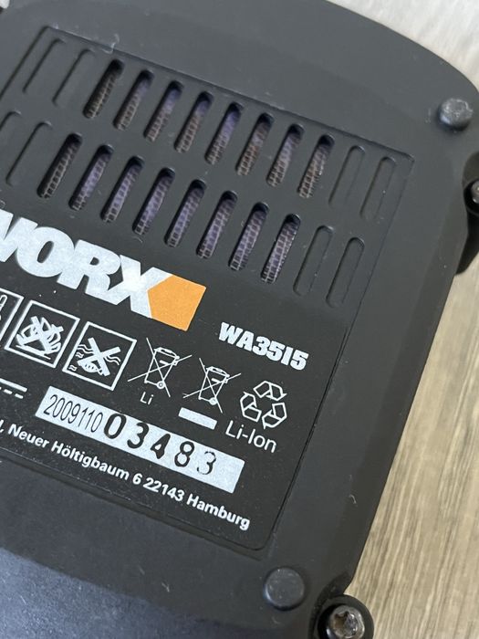 Акумулятор Worx 14.4 v на запчастини