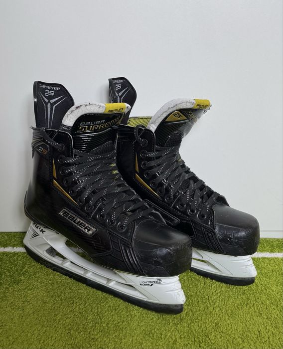Łyżwy hokejowe Bauer Supreme 2S r. 9D 44,5