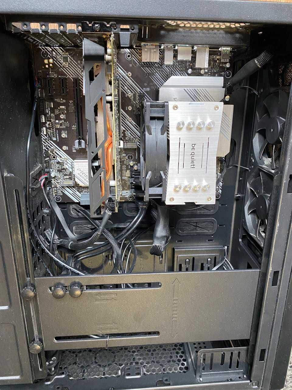 Ігровий комп'ютер, Ryzen 5 5600x, Radeon rx580 8гб, 16гб ОЗУ, HDD 1тб.
