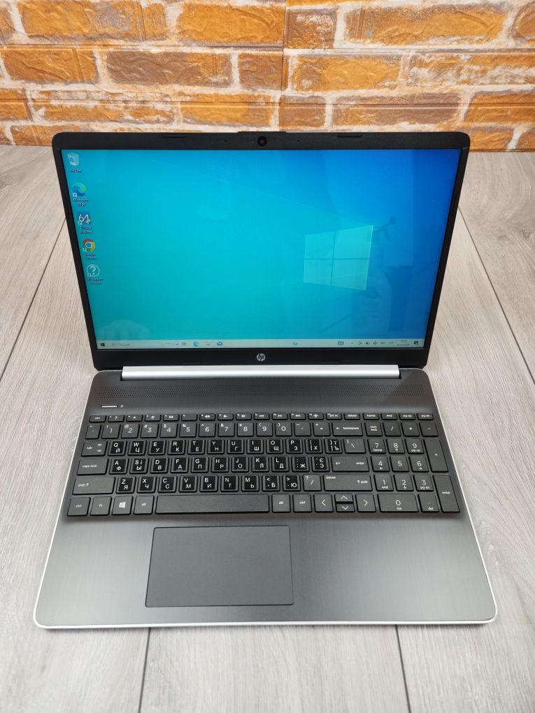15.6" Ноутбук HP Laptop 15 R3-3250U / SSD - 256gb/ RAM - 8gb АКБ-100%