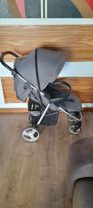 Carrinho de passeio e bebê conforto Maldivas