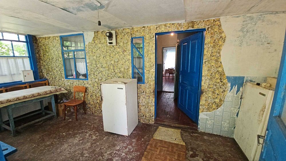 село Черевки, є газ, криниця, світло. Є ВІДЕООГЛЯД