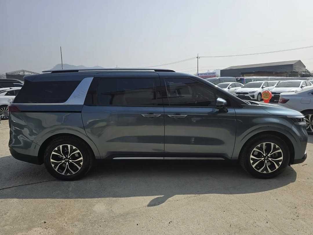 KIA CARNIVAL 9 lugar 2020 ano 2.2 Diesel 204 cavalo