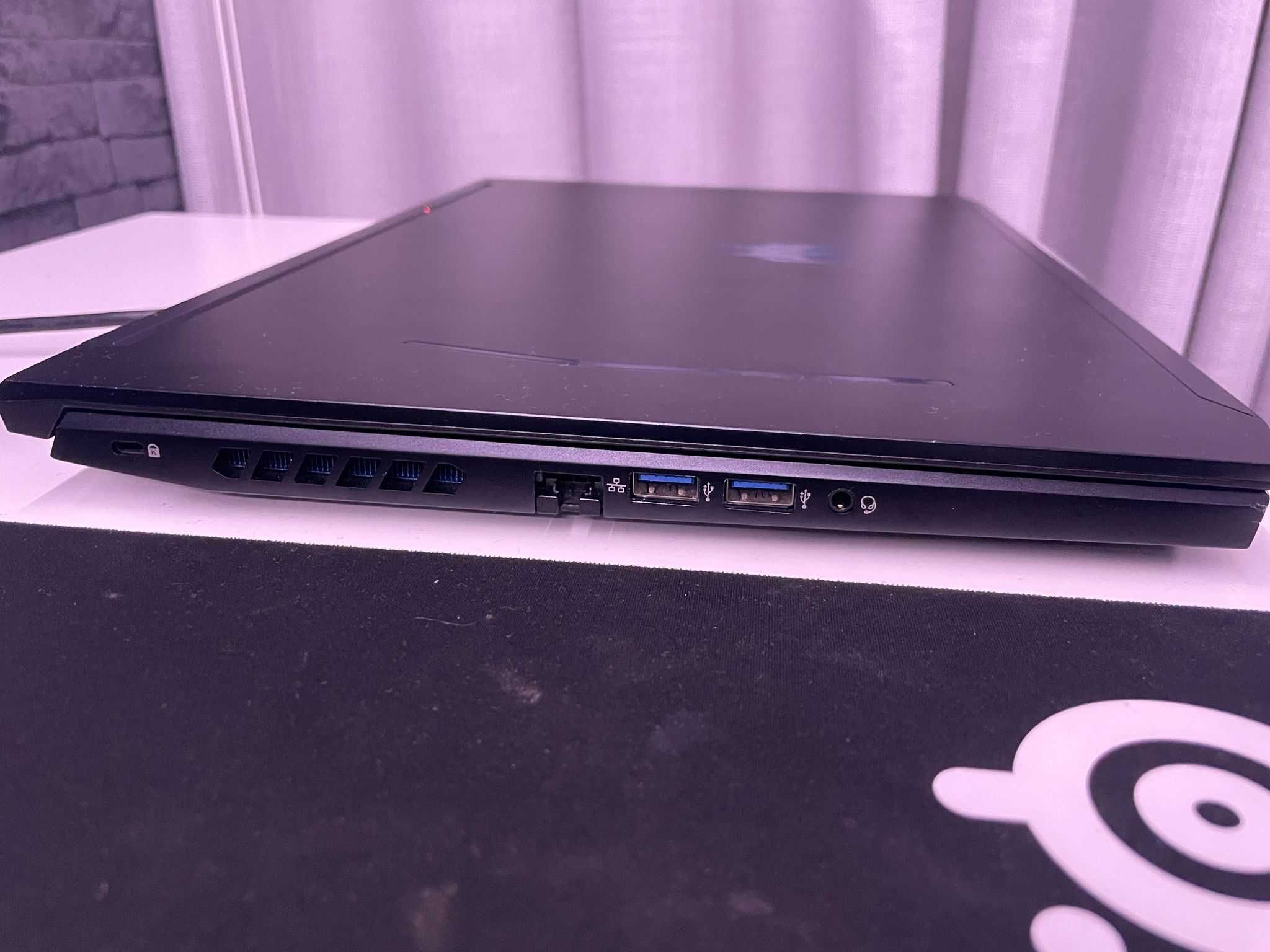 Vendo portátil Predator Helios 300 (como novo)