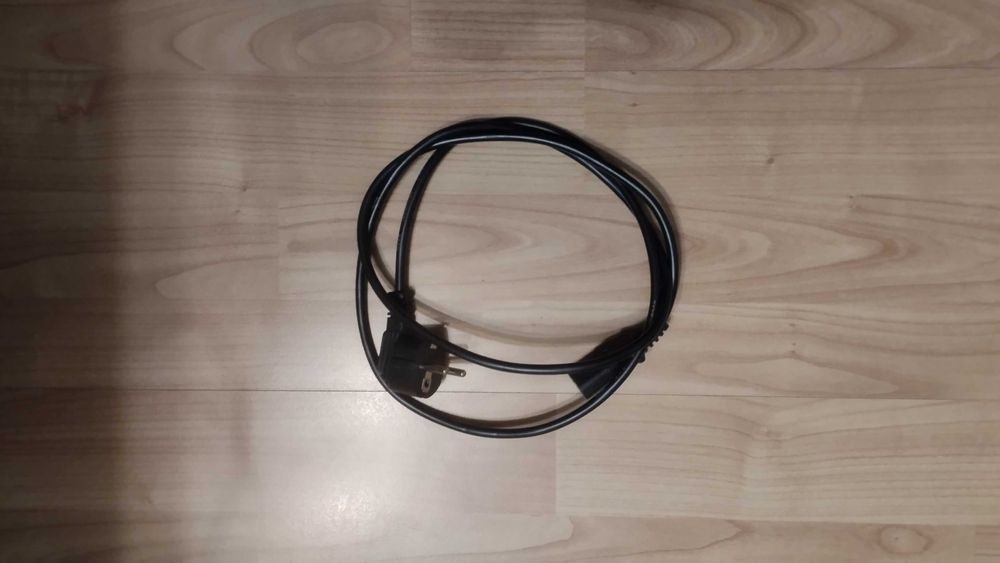 Komputer stacjonarny Intel Core 2 Duo E6300, 3GB DDR3, GeForce 9400 GT