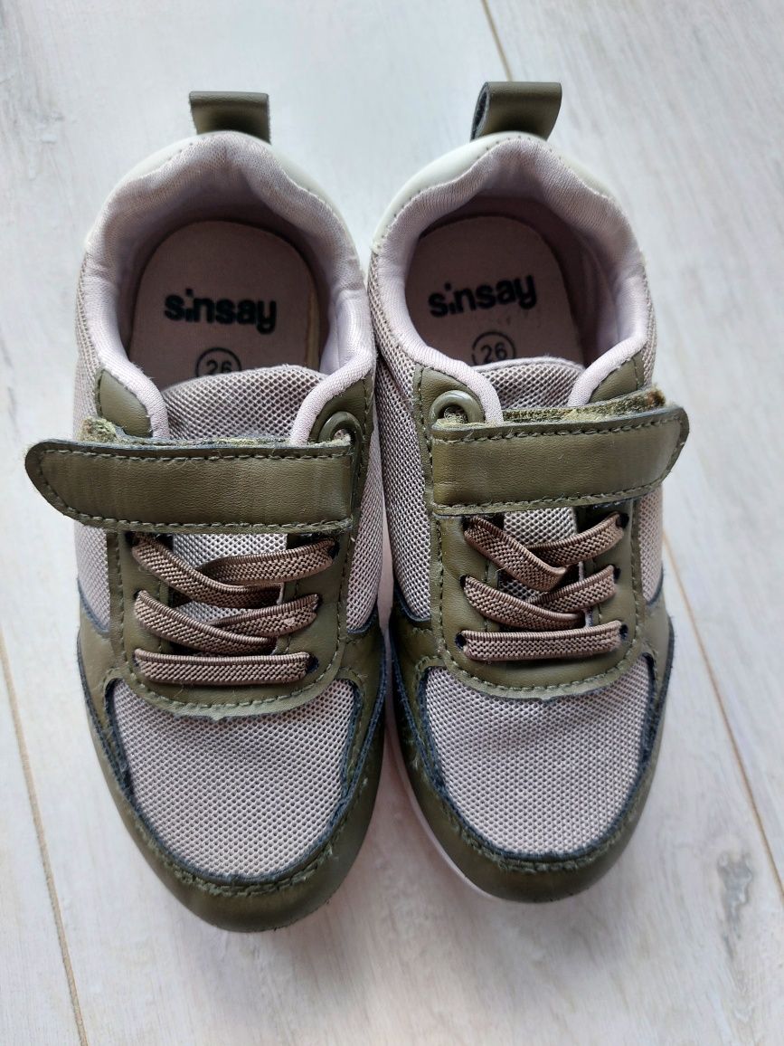 Buty chłopięce sneakersy Sinsay rozm. 26