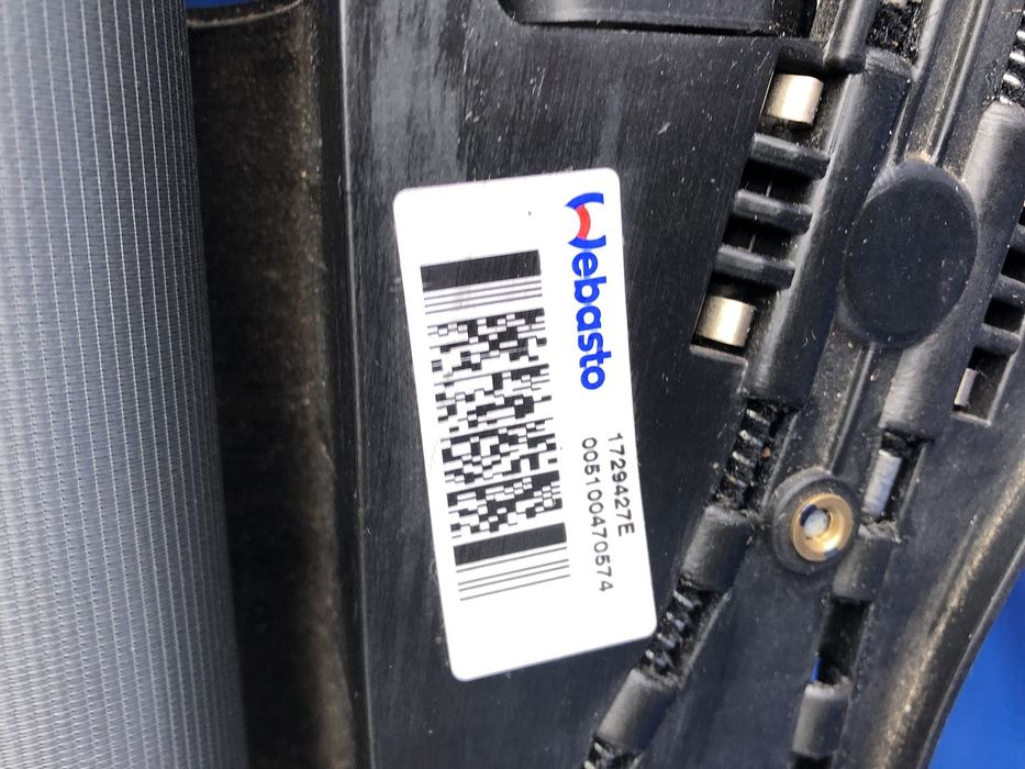 Люк Панорама у зборі Volkswagen Touareg FL Туарег ФЛ