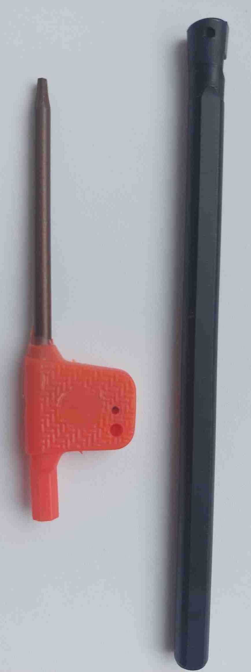 Резец расточной S07K-SCLCR06 державка 7 мм, с пластиной CCMT060204