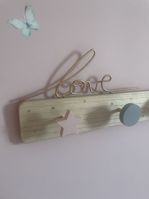 Cabide denparede infantil