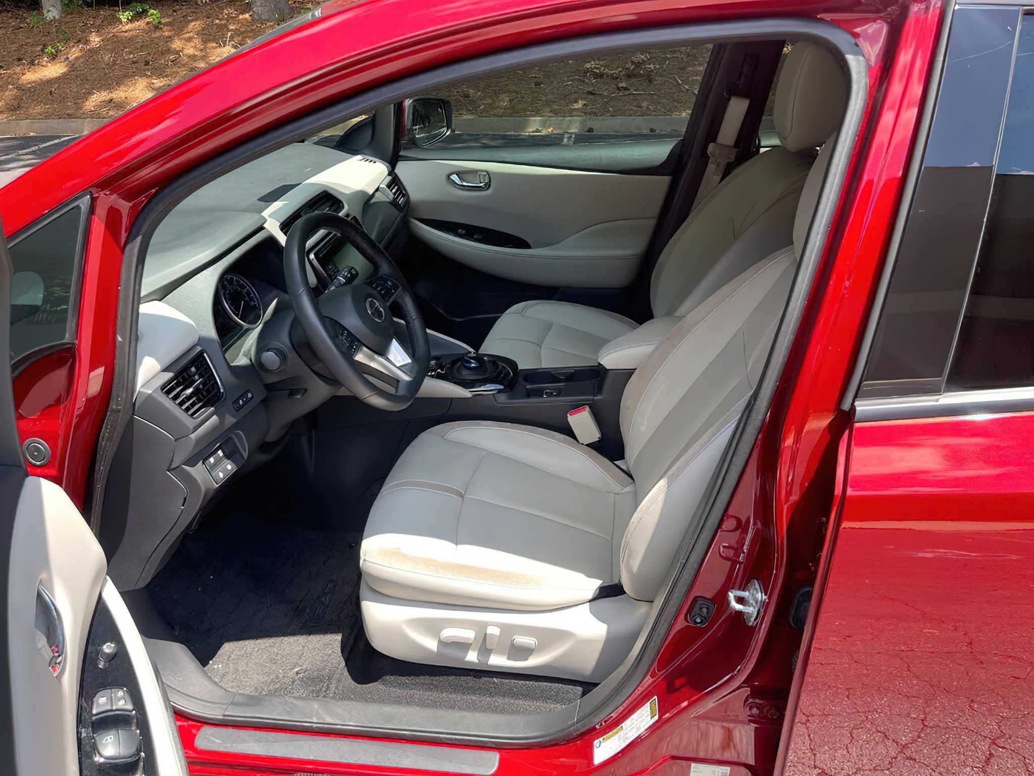 Nissan Leaf  2018