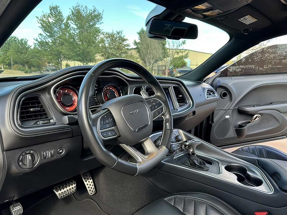 Dodge Challenger SRT Hellcat      2021