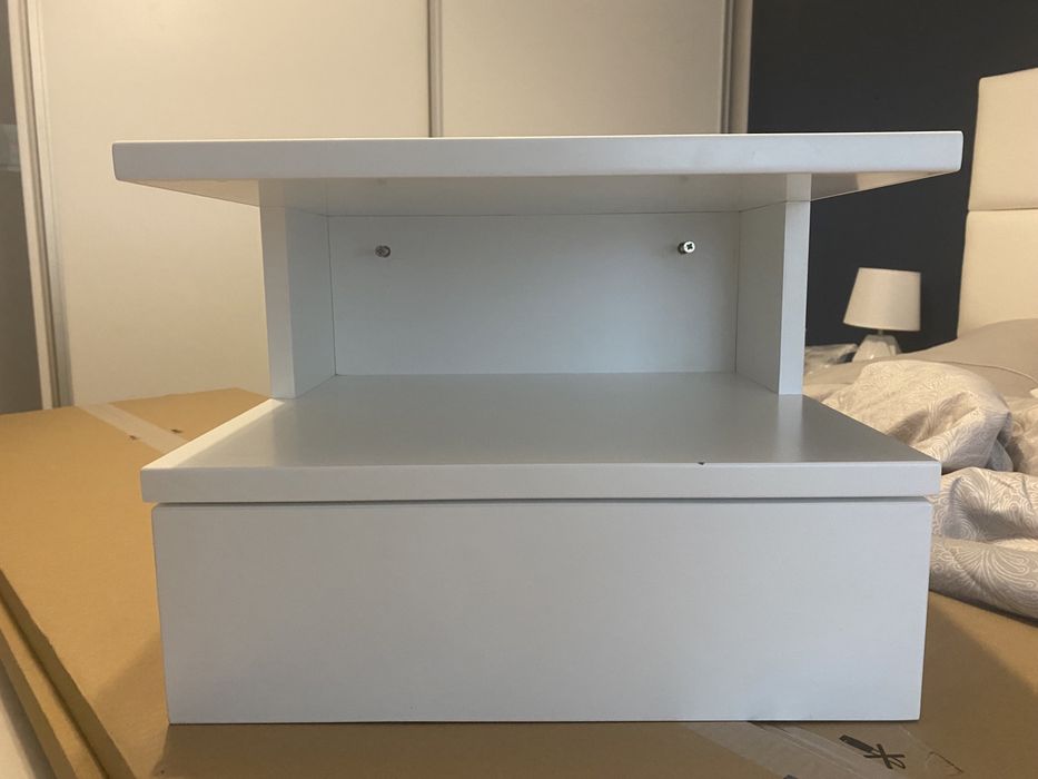 Biały stolik nocny wiszacy polmat polysk z szuflada