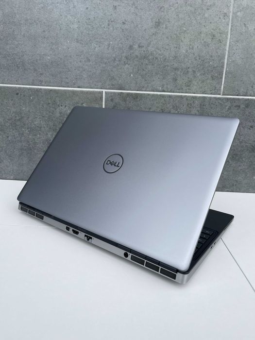 Dell Precision 7550/i7-10875H/32Gb DDR4/1Tb/15.6" IPS/RTX 4000 (8Gb)