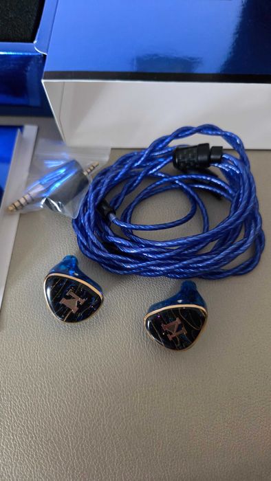 Słuchawki ISN Audio EBC80