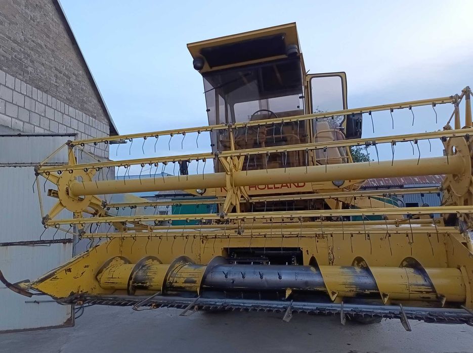 Kombajn New Holland Clayson1530