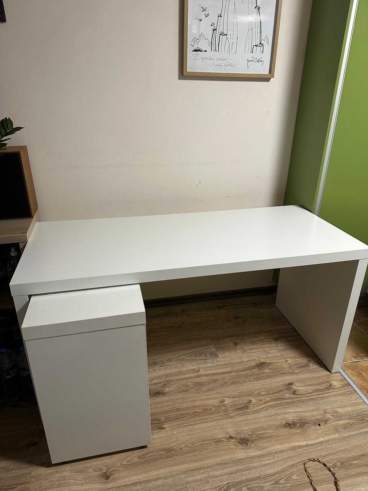 Biurko IKEA MALM z wysuwanym panelem – białe – używane, dobry stan