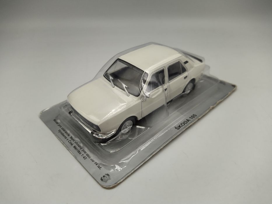 Skoda 105 deagostini kultowe auta PRL 1:43