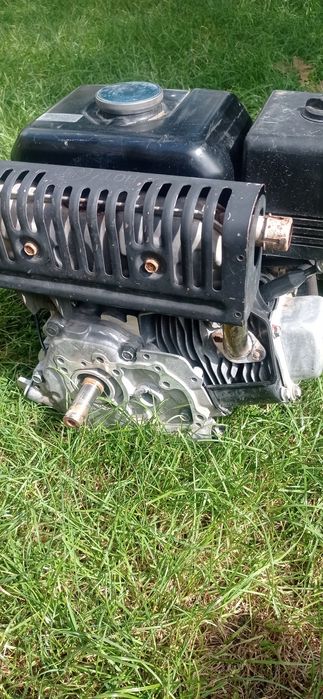 Silnik spalinowy Kohler comand pro6