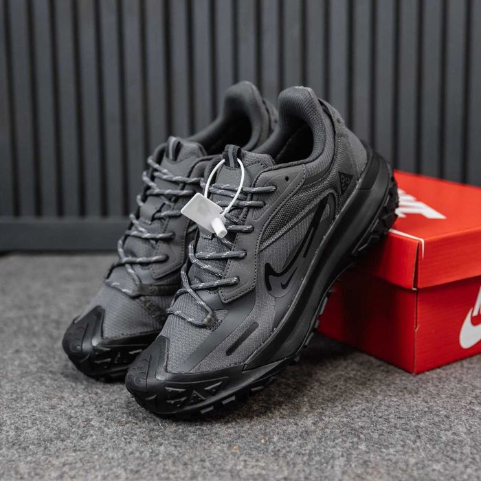 Чоловічи кросівки Nike ACG Mountain Fly 2 (сірі-чорні) 3210