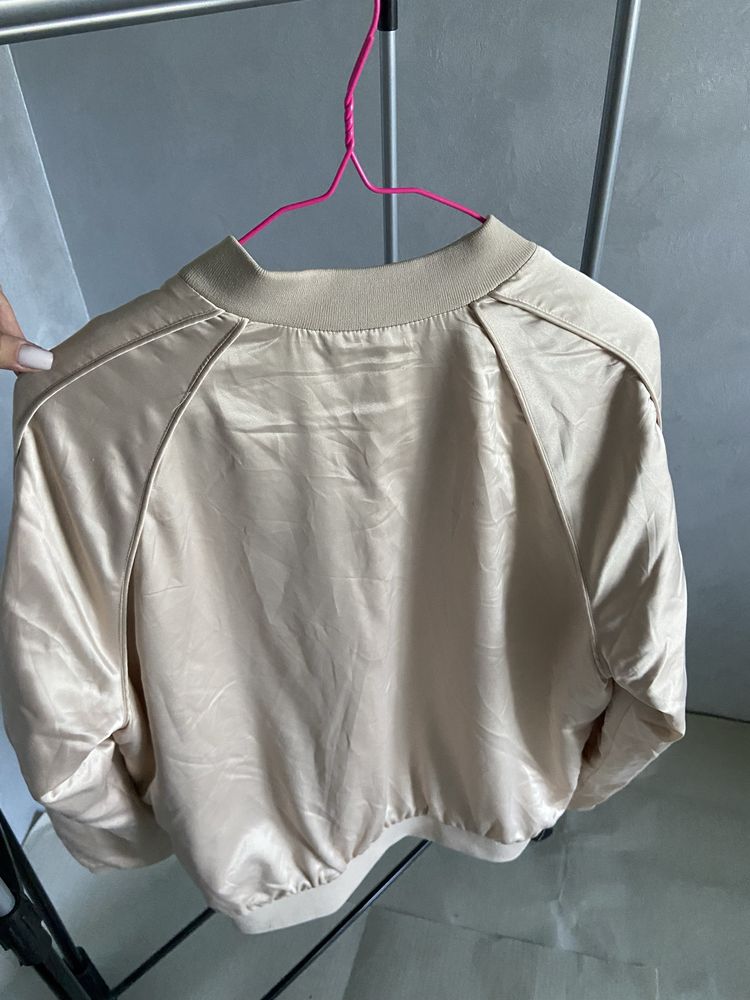 куртка бомбер forever 21