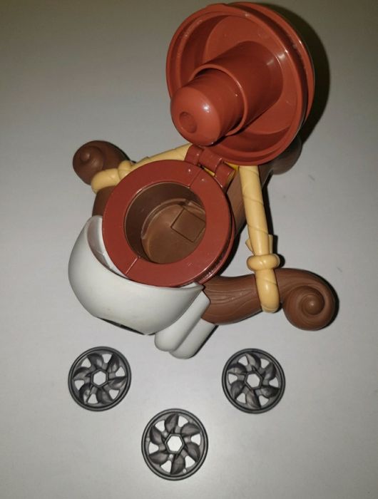 Łuk do strzelania czaszka Piotruś Pan i Nibylandia Mattel  zestaw