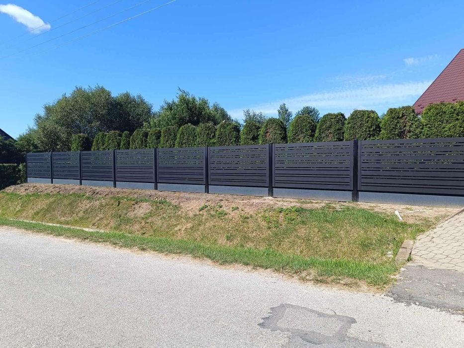 Brama nowoczesna , przesla , przesuwna, balustrady