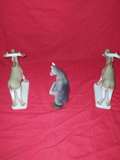 Винтажные порцеляновые советские фигурки лосей и лошади