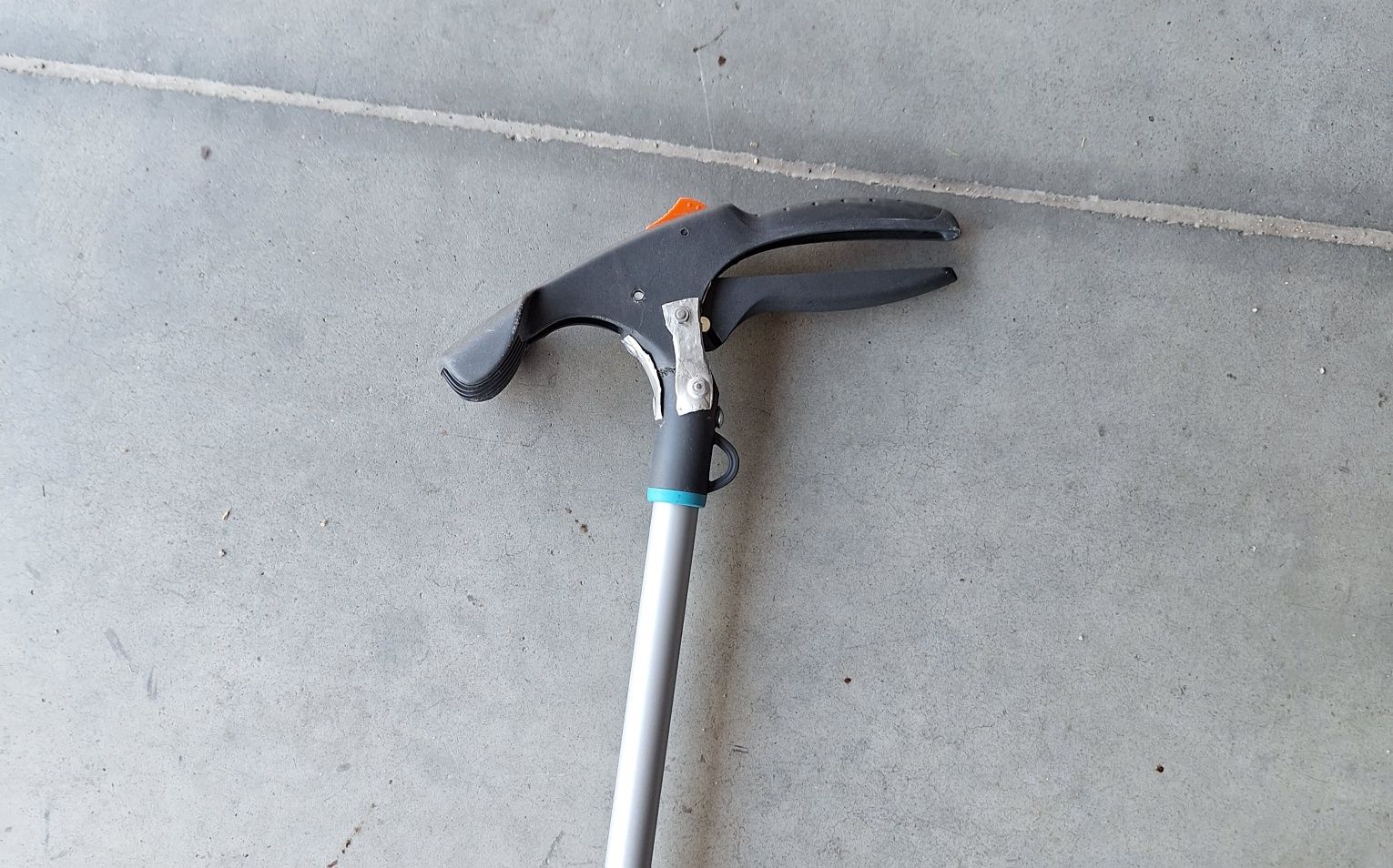 Nożyce do trawy z trzonkiem Gardena 12100