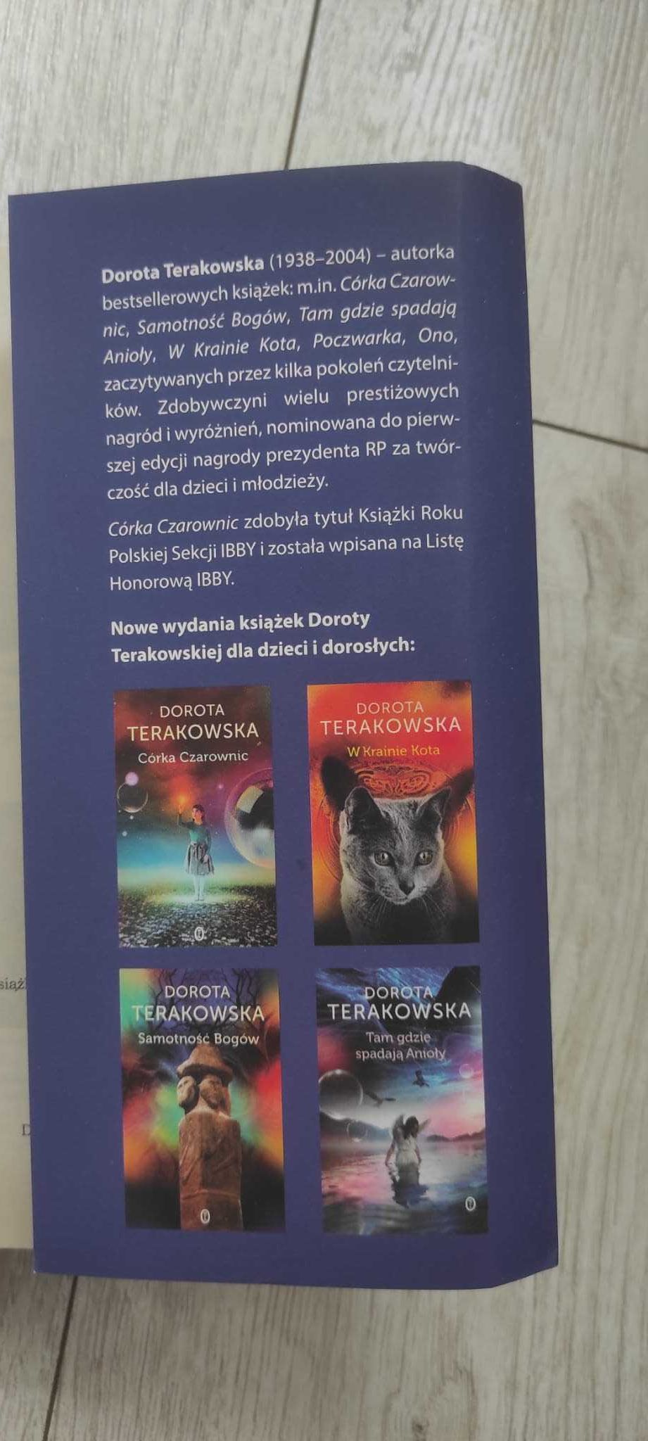 Córka Czarownic, Dorota Terakowska