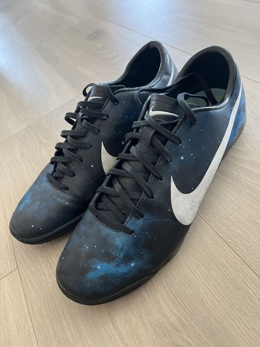 Сороконіжки, футзалки nike 44р (28 см)