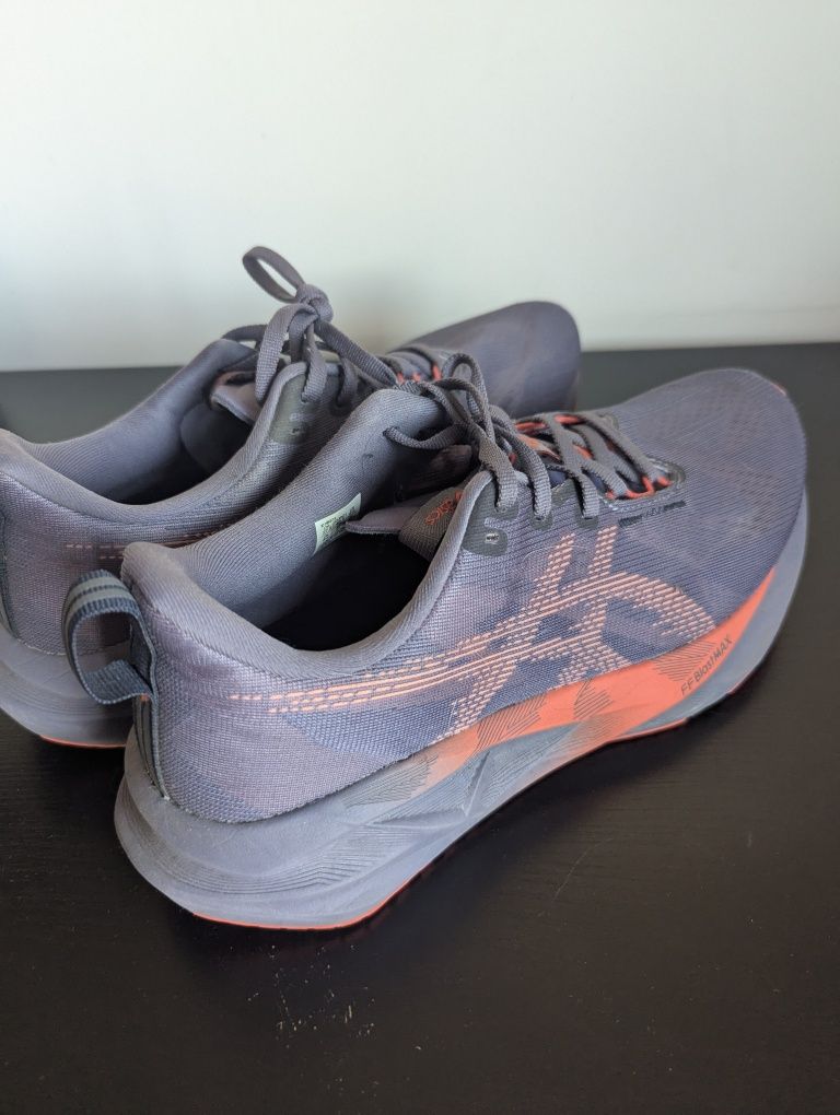 Asics NovaBlast 5