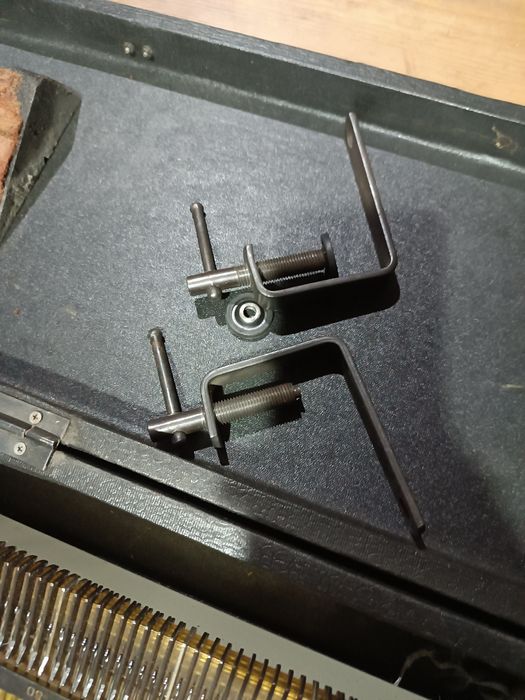 Вязальная машина Нева-2