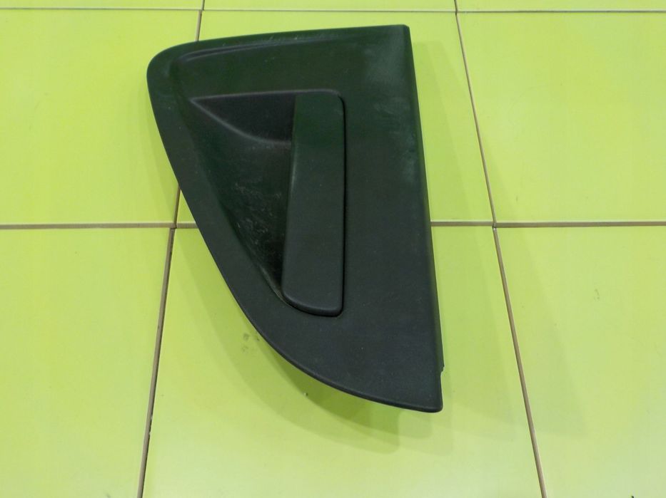 CHEVROLET SPARK M300 II 1.0 B 12r 5D klamka zewnetrzna prawy tyl 96690102