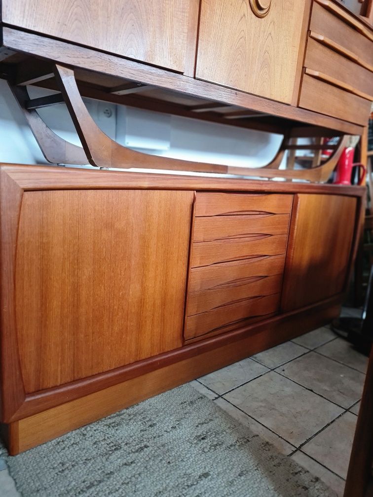 Komoda tekowa,sideboard,witryna ścienna Dyrlund,Dania lata 70,mid-c