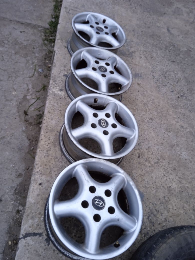 Продам диски(5/114) 5*114R14Хюндай H200