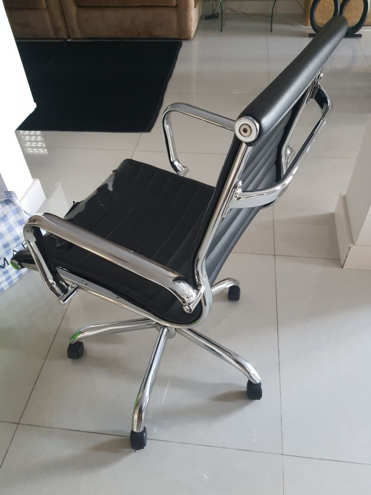 Cadeira de escritorio