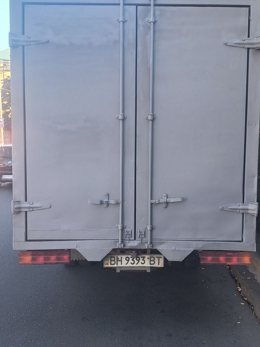 Грузовик Jac 1020 будка обмен на бус