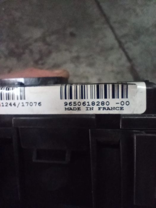 Caixa fusíveis/BSM PSA