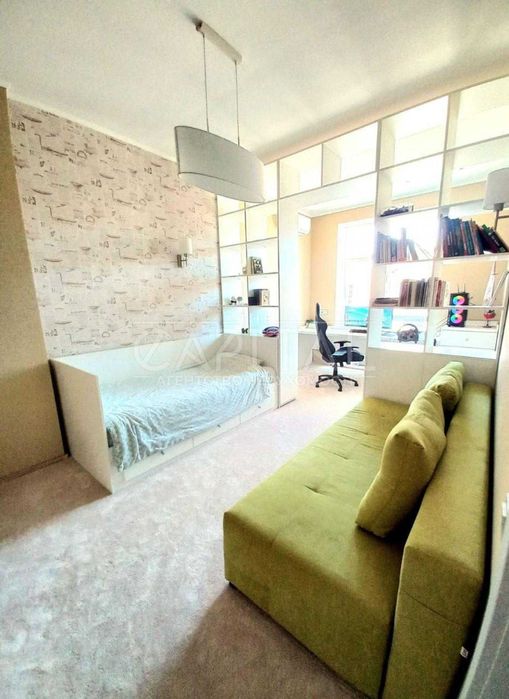 Оренда таунхауса в Крюківщині, інвертор, газ, підвал