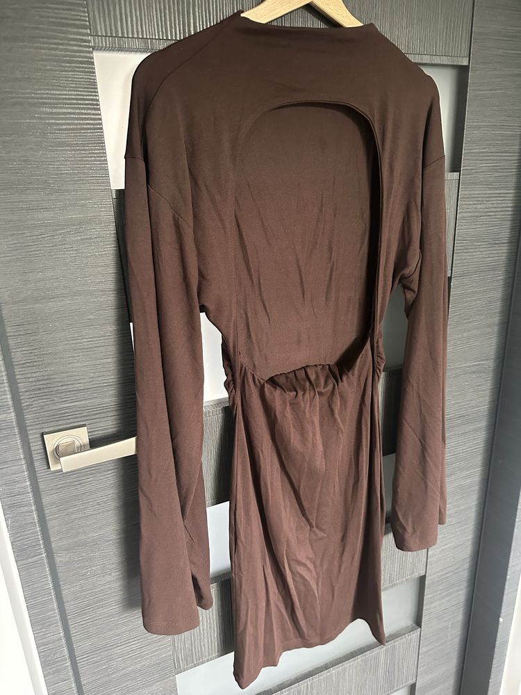 Sukienka le collet rozm. XS model auri backless brown