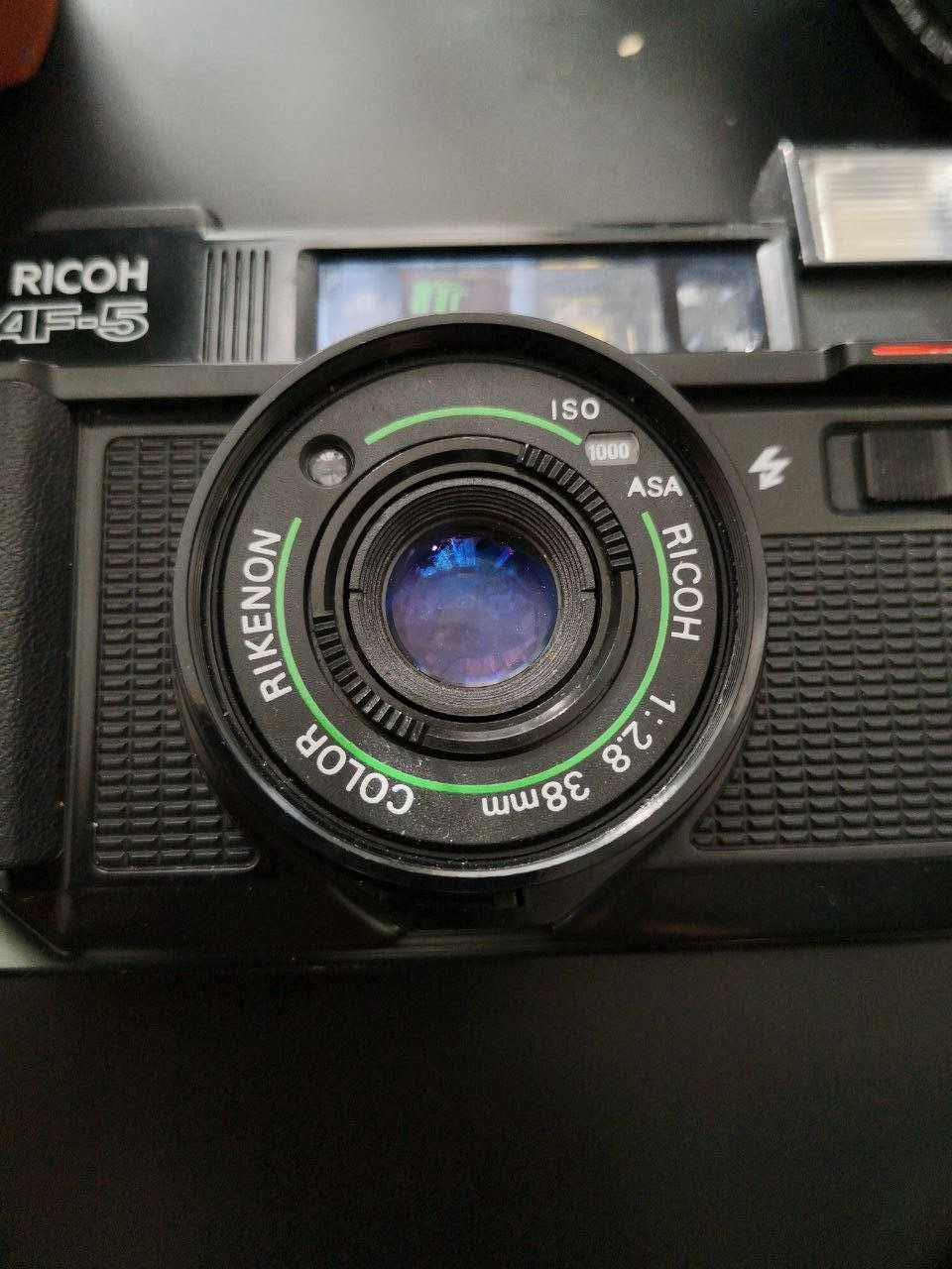 Плівочна камера Ricoh AF5