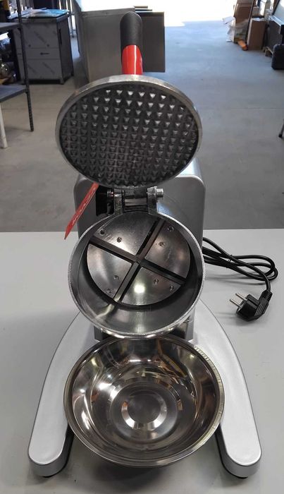 Máquina picar gelo - NOVA