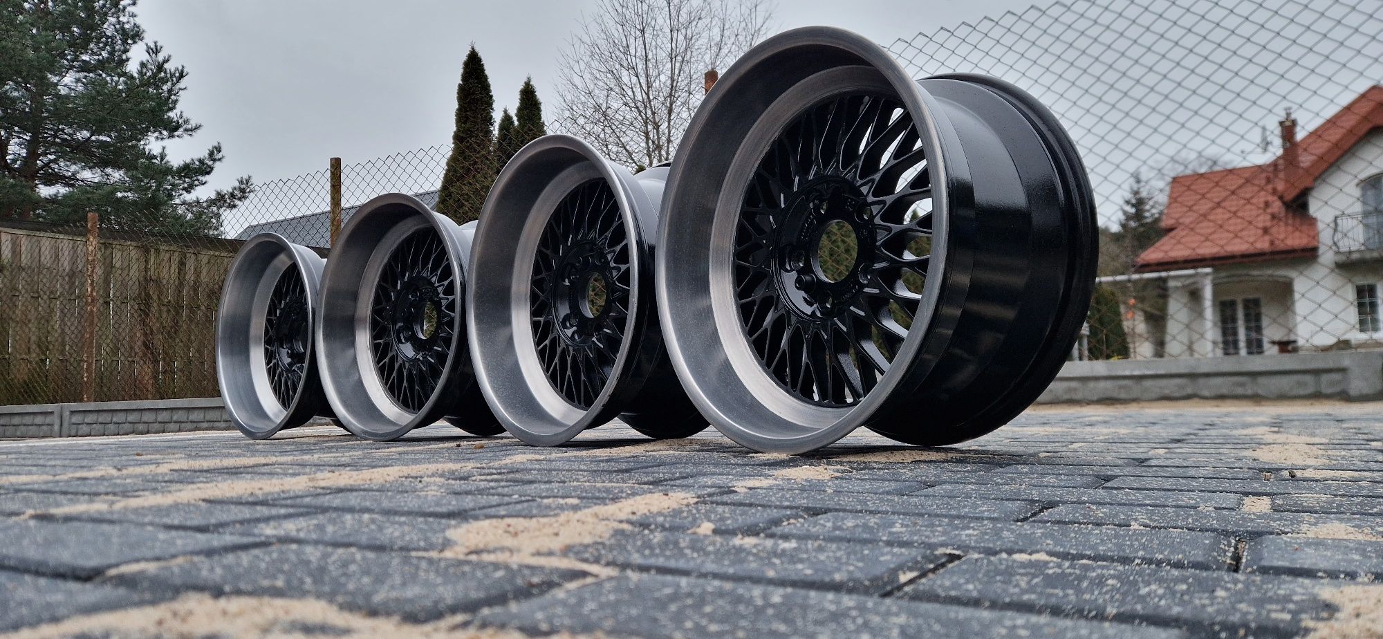 REMOTEC mesh A 17" 8 i 9.  5x120 BMW FELGI.  E36. E34. E32
