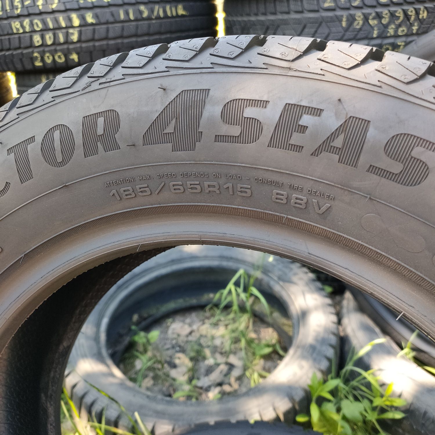 185/65r15 GoodYear Vector4Seasons 7.8mm