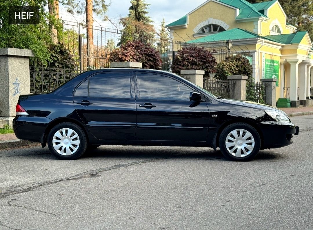 Mitsubishi lancer 9