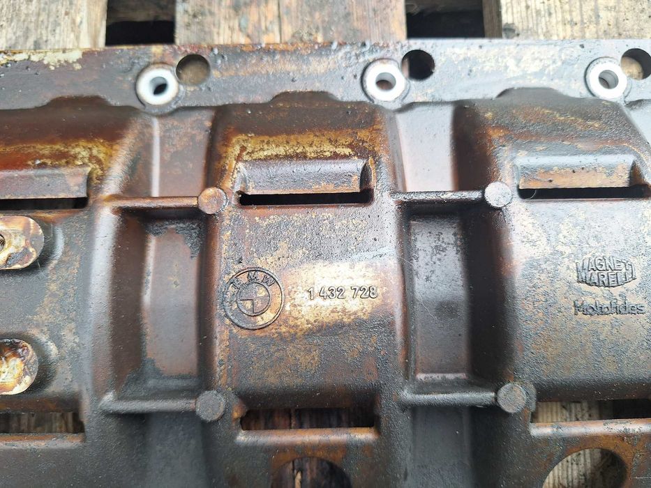 Pompa oleju Magneti Marelli wraz z płytą BMW silniki M52tu e46 e39