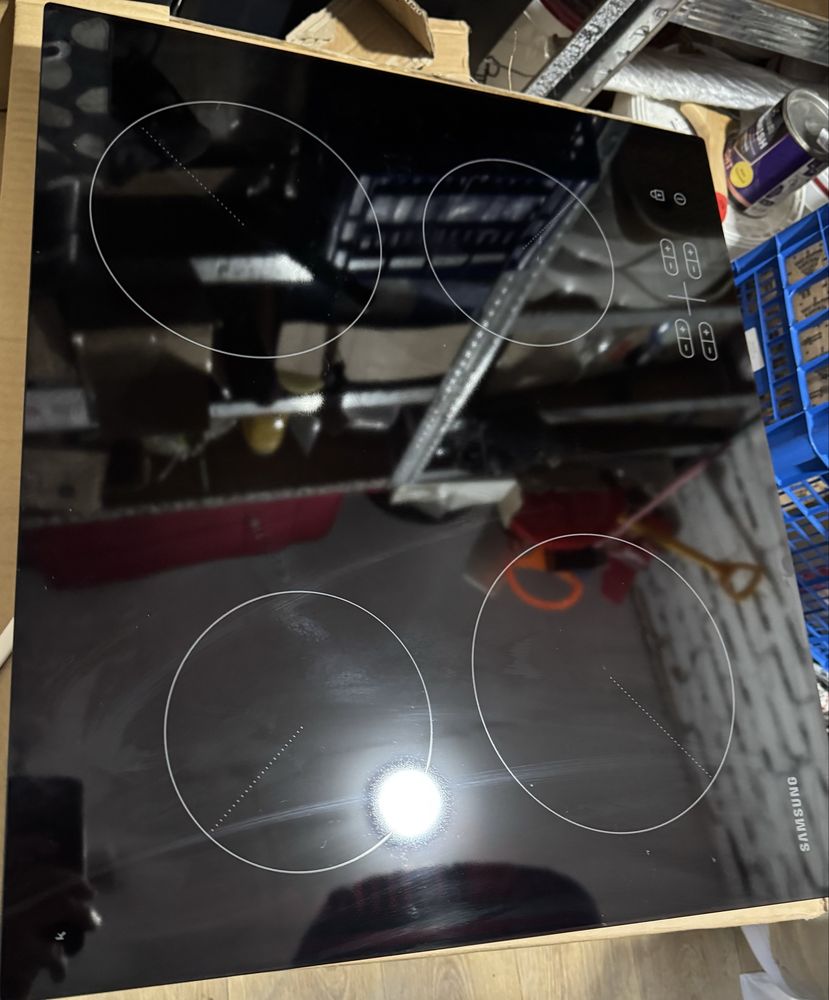 Варильна поверхня Samsung NZ64T3506AK