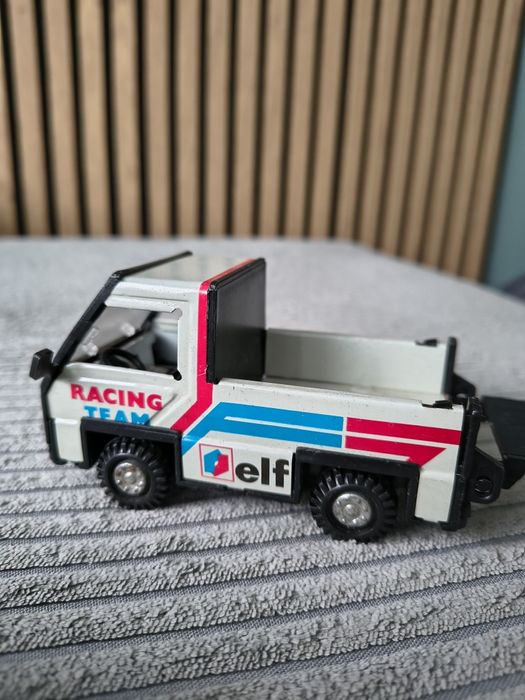 Ciężarówka auto PRL racing team Elf