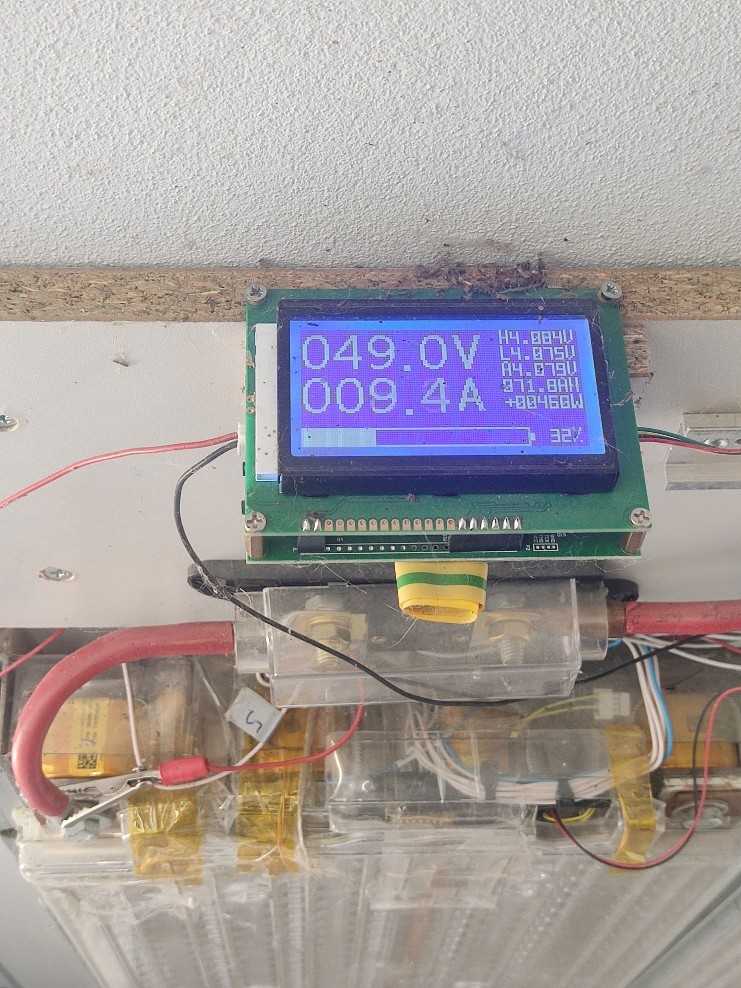Bateria Solar capacidade 10.6 kw